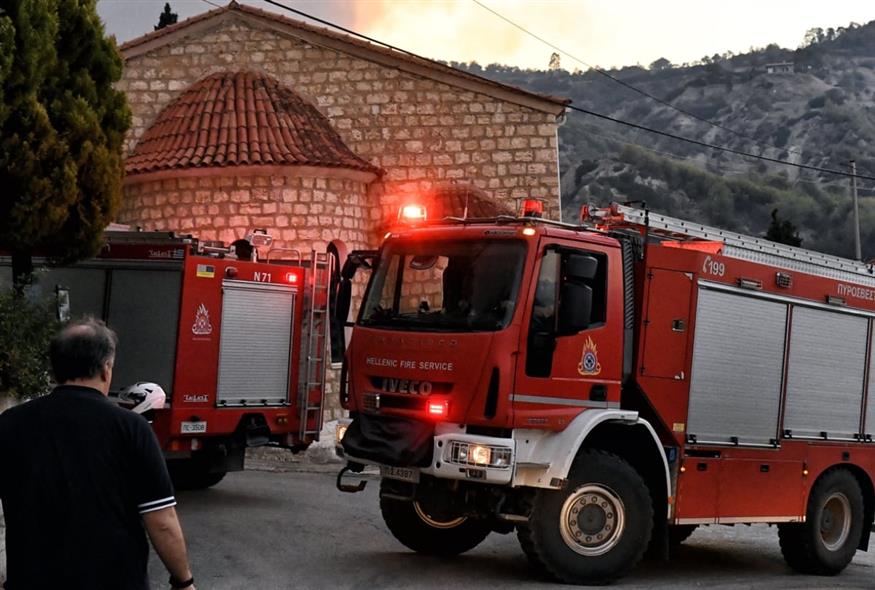 Τραγωδία στην Κορινθία από τη φωτιά που κόστισε τη ζωή δύο κατοίκων