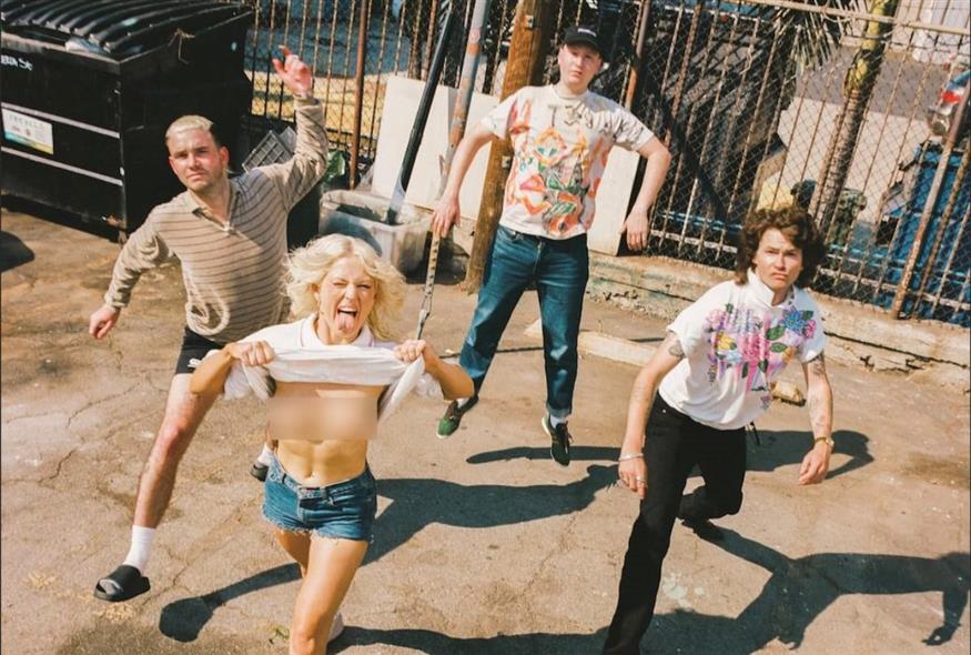 Η Νέα Δισκογραφική Δημιουργία των Amyl and The Sniffers και οι Θέματα της Σύγχρονης Κοινωνίας